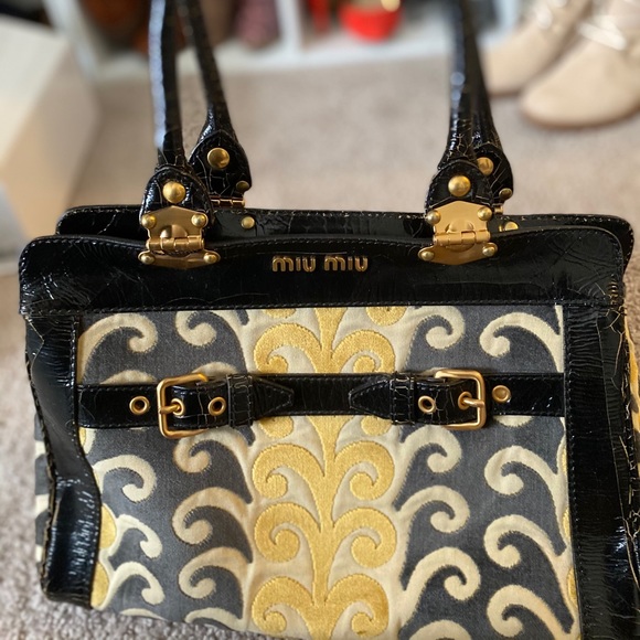 Vintage Miu Miu Velluto Twiggy Tote - Picture 3 of 10